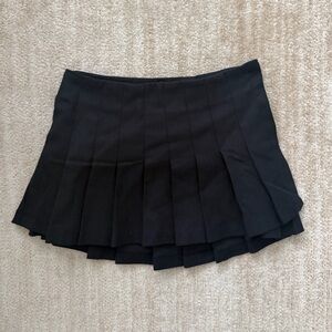 Brandy Melville Black Pleated Mini Skirt